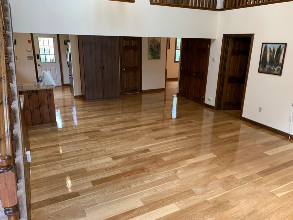 Spacious room with natural oak hardwood