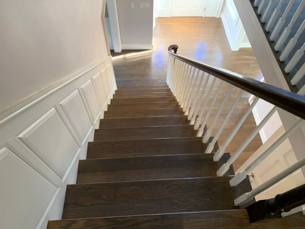 Mixed finish staircase design